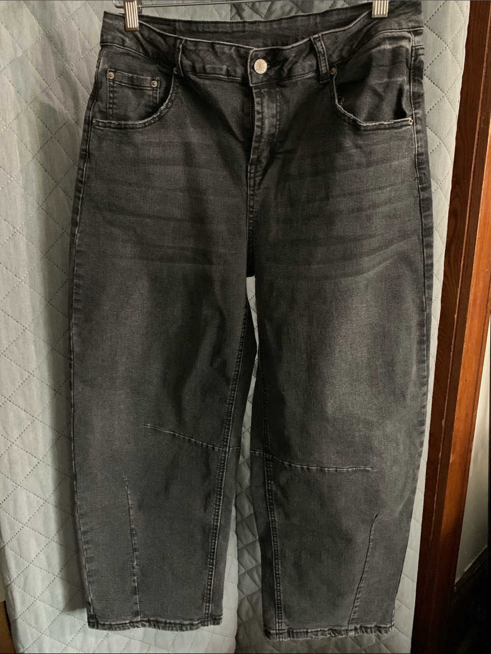 #511 Relaxed Womens Barrel Jeans in Washed Black